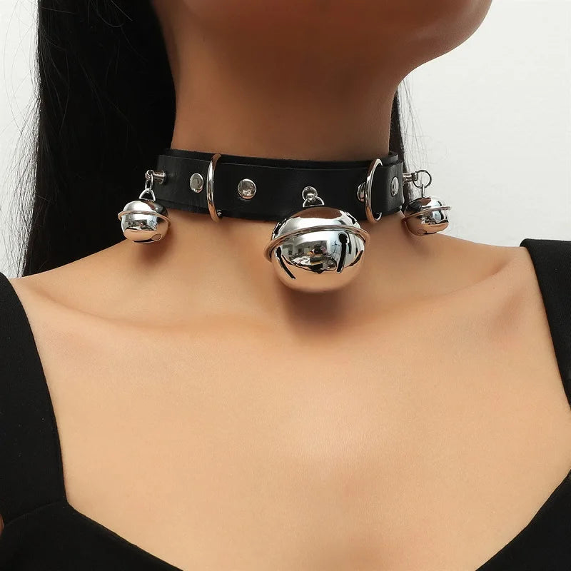 Gothic Leather Heart Collar & Leash Set